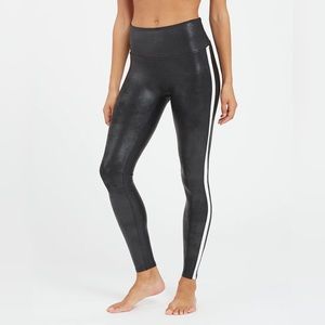 Spanx XS side strip leggings. New without tags